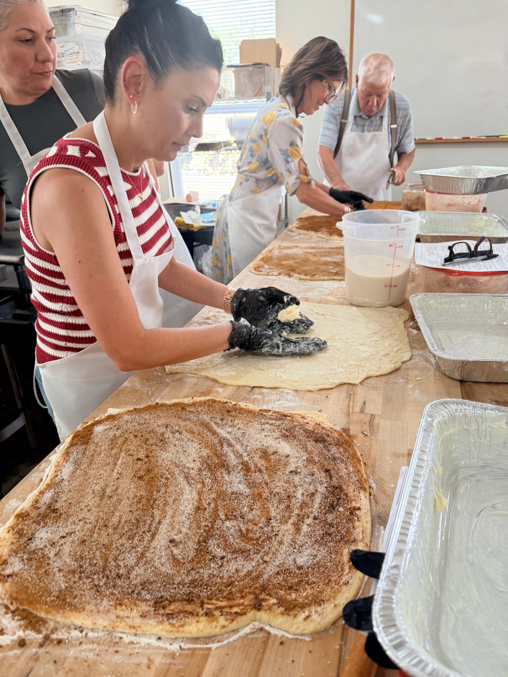 Hands-on cinnamon roll class at Eat Well ABQ